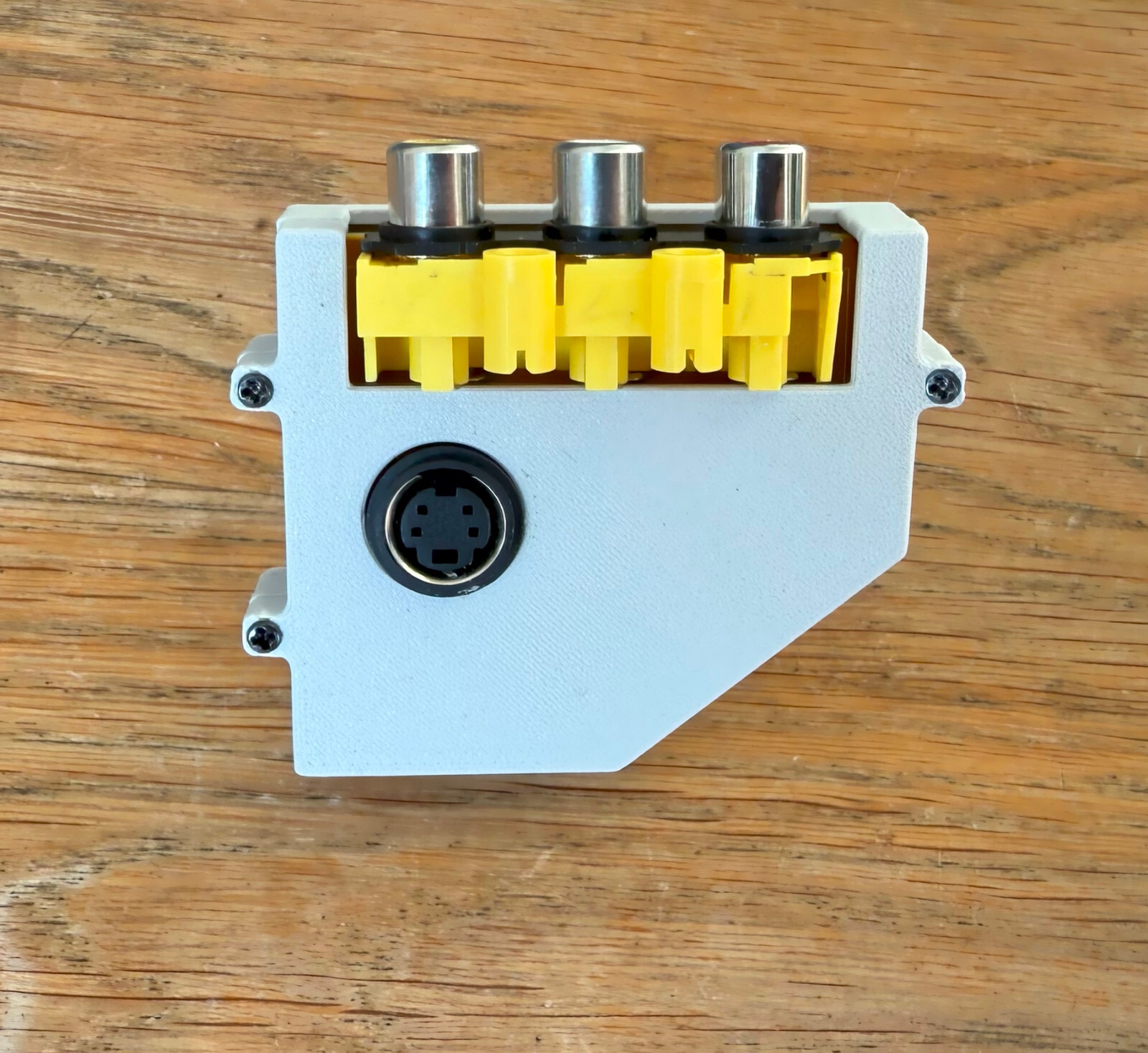 Commodore 64/128 AV Adaptor - S-Video/RCA - Image 2